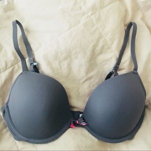 Xhilaration Tshirt Bra